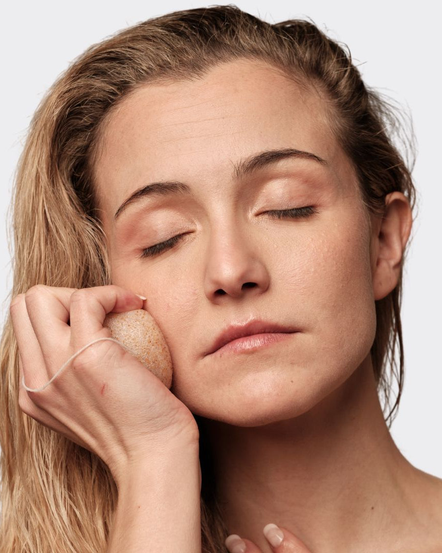 Esponja Konjac Facial Exfoliante con Nuez