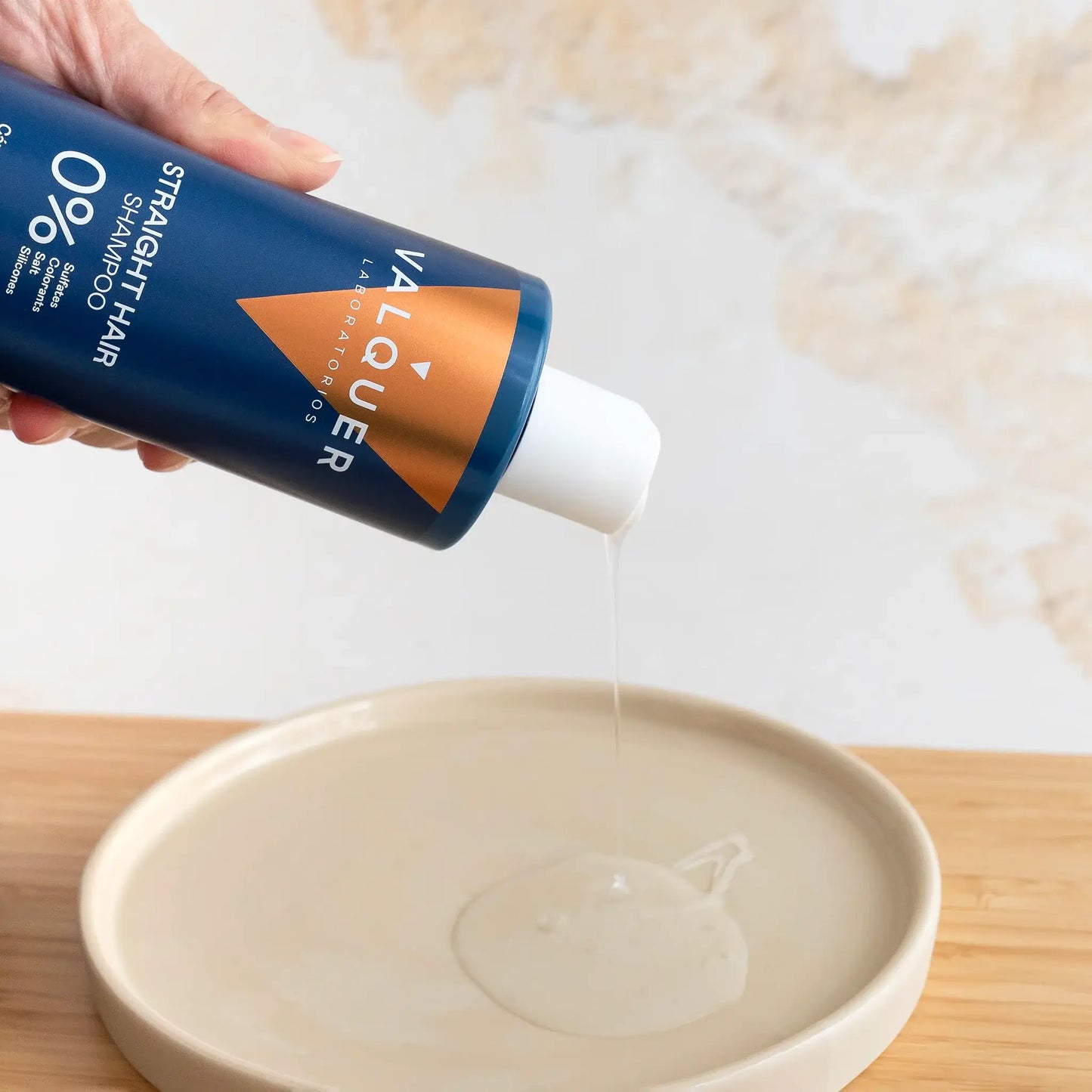 Champú Pelo Liso 400ml - 0% Sin Sulfatos | Valquer® Antivolumen